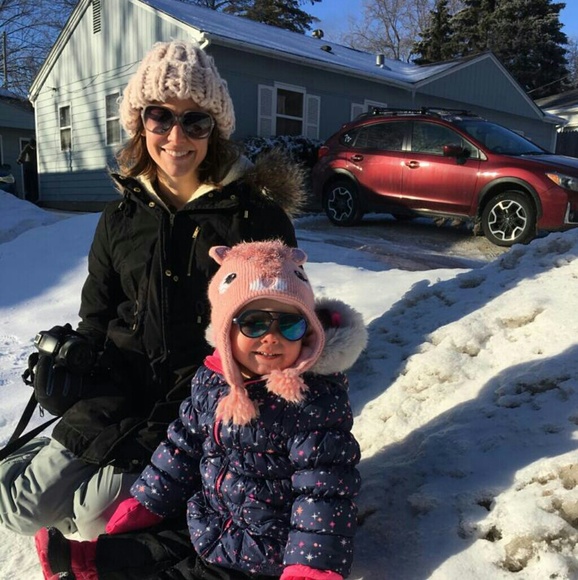 Meet your Posher, Ariel - Picture 2 of 2